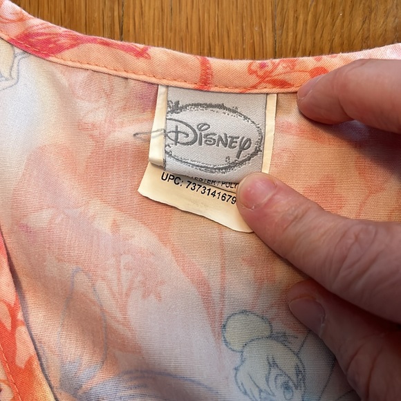 Size medium Disney tinkerbell scrub top - Picture 5 of 5